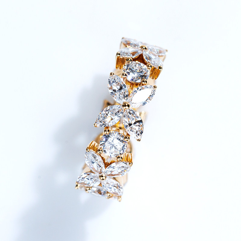 Delicate Romantic All-around Floral Cultivated Diamond Ring