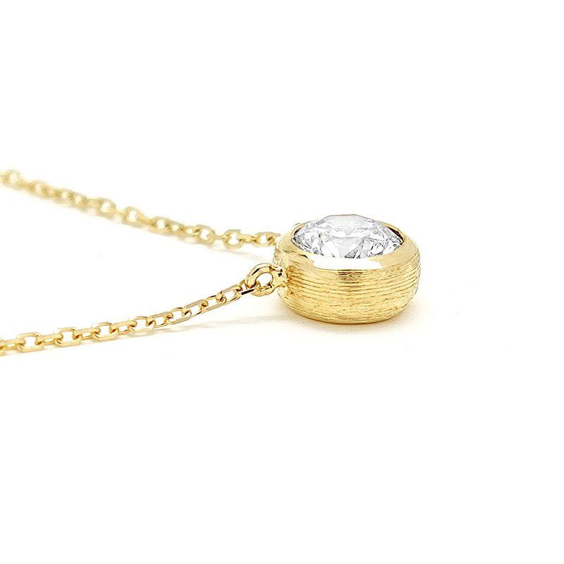 Solitaire Round Cut Bezel Diamond Pendant side view