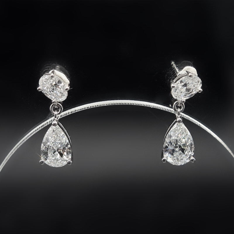 3 Prong Pear Cut Ston Drop Earring With Solitaire Diamond White Gold Stud