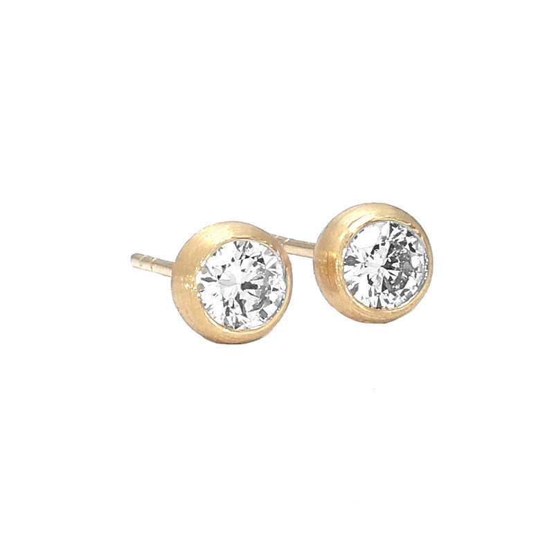Bubble Bezel Set Solitaire Round Cut Ethical Lab Diamond Stud close-up