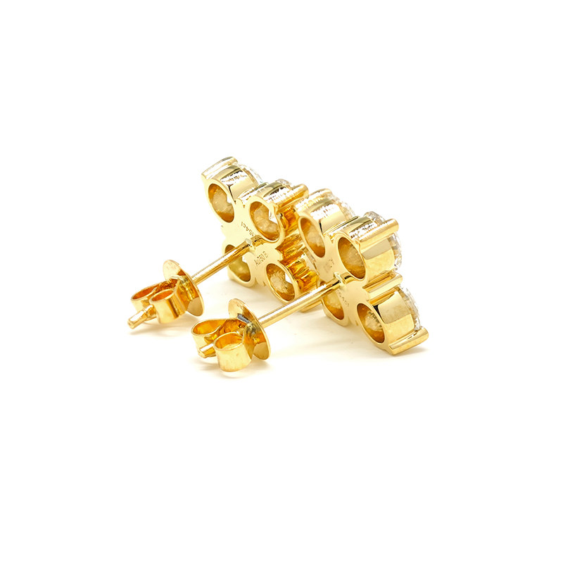 Elegant Floral Lab Grown Diamond Stud