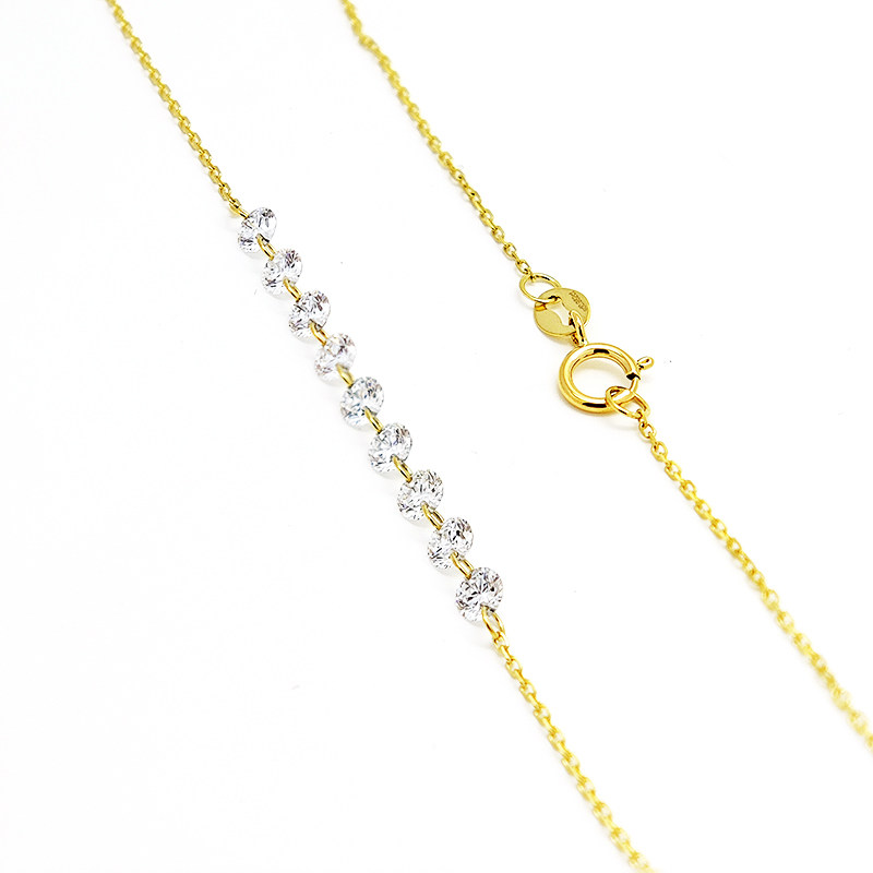 9 Pierced Lab Diamonds Alternating Connected Yellow Gold Necklace close-up