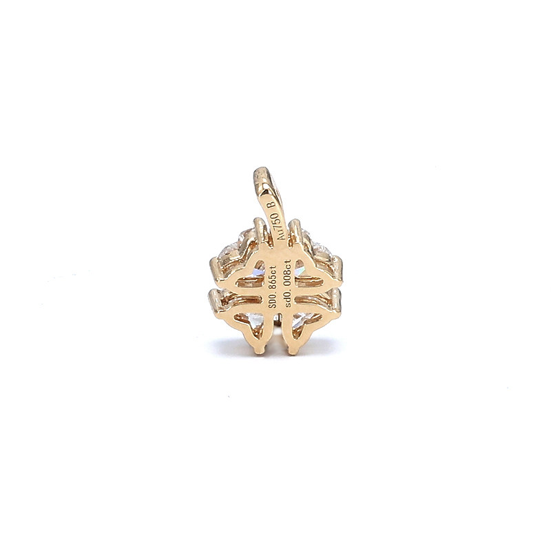 4 Heart Cut Stone Four-Leaf Clover Motif Man Made Diamond Pendant backside