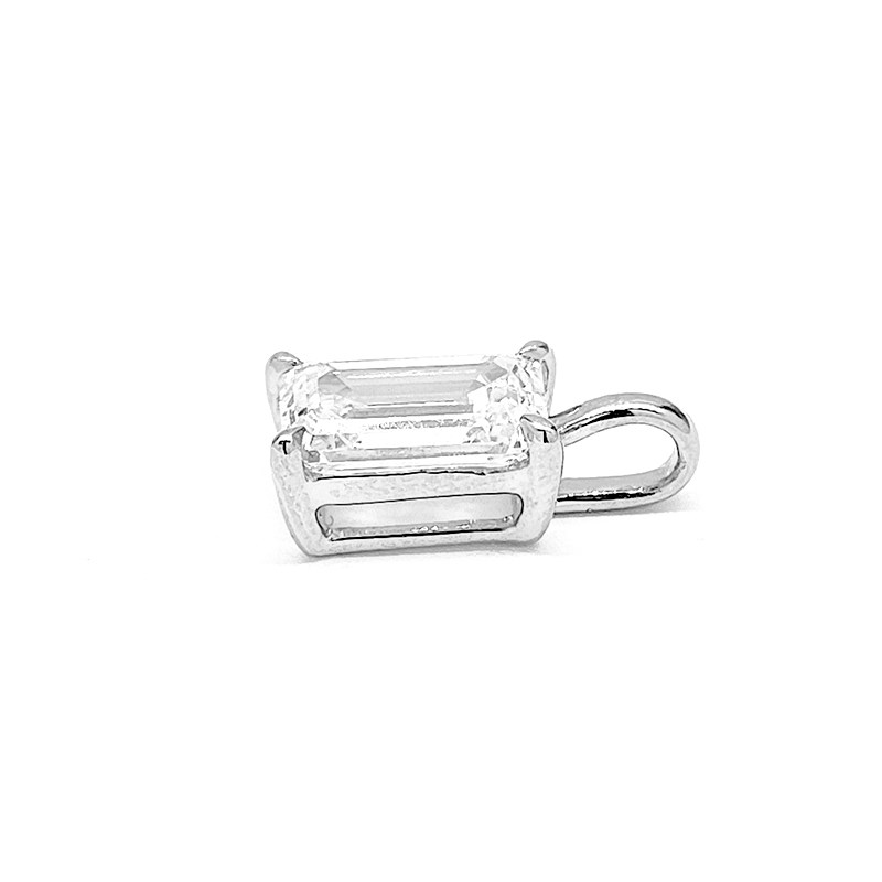 Emerald 4 prongs Cultrued Diamond Pendant -4