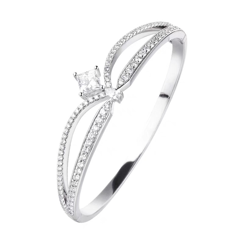 Crown Motif Split Bypass Pave Shank Princess Cut Lab Diamond Bow Bangle