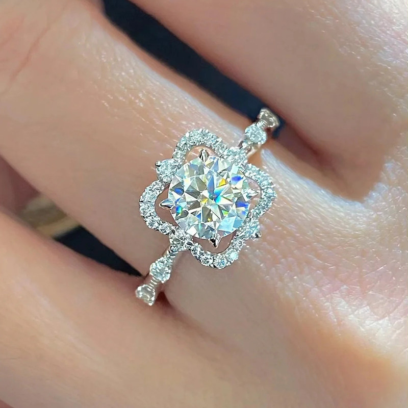 Round Cut Main Stone Hollow Floral Halo Diamond Ring With Accent Shoulder Band Wear Effect