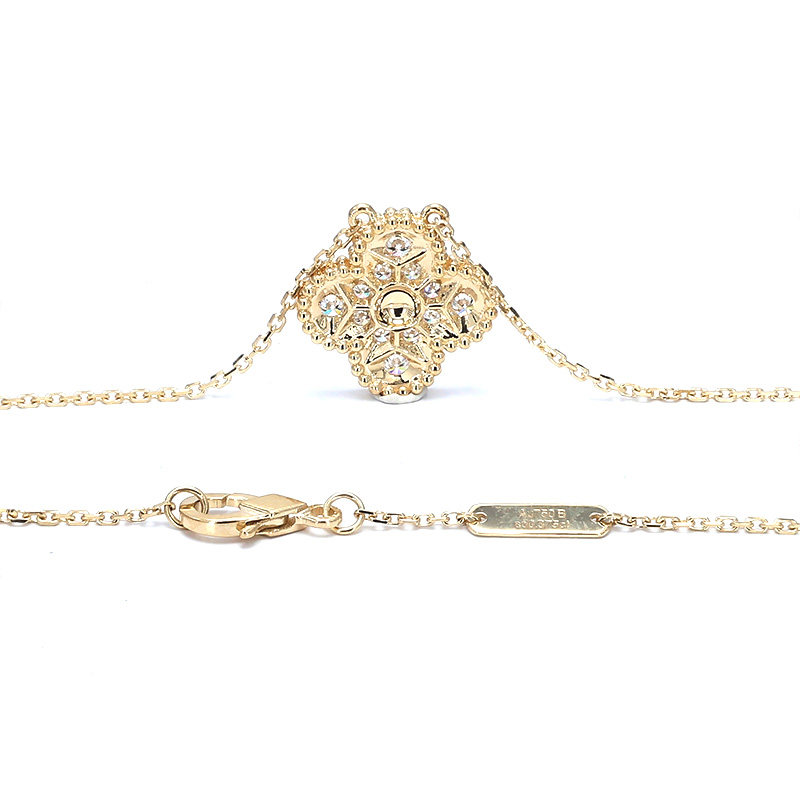 Milgrain Bezel Four-Leaf Clover Motif Pave Diamond Pendant Yellow Gold Necklace front details
