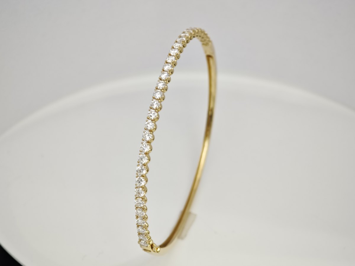 Half Pavé Round Lab Cultured Diamond Polished Classic Tennis Bangle close up