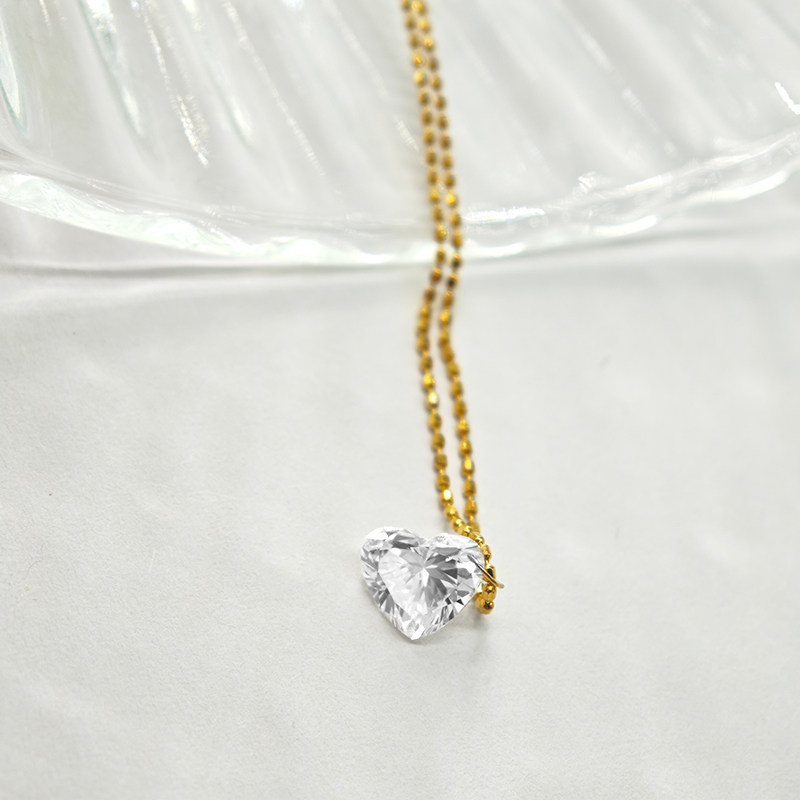 Solid AU750 Yellow Gold Beaded Chain Heart Cut Lab Grown Diamond Solitaire Bracelet in a line