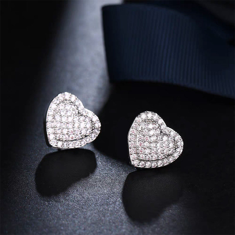 Heart Deco Full Pave Ethical Cultivated Diamond Stud Earring close up