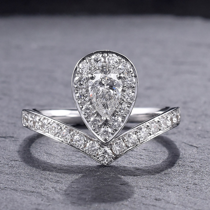 Pear Cut Main Stone Halo Lab Diamond Engagement Ring with Curved V-Shape Half Pave Band