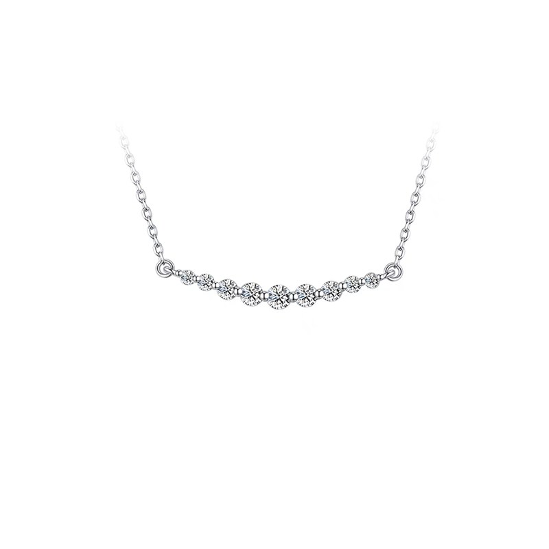 Smile Graduated Pavé Cultivated Diamond Station Pendant Necklace