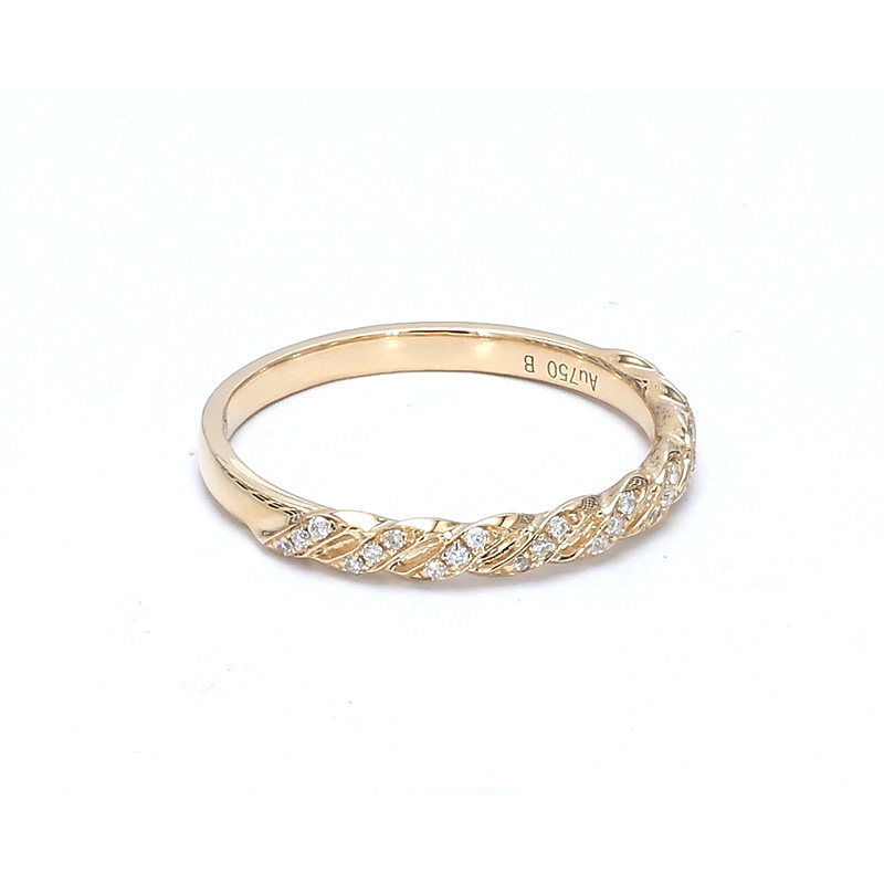 Twisted Rope Pave 18K Yellow Gold Lab Grown Diamond Slim Stackable Wedding Band close up